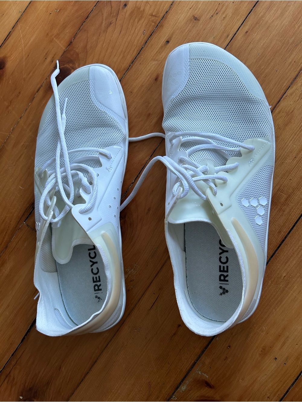 Vivobarefoot Primus Lite III  Men’s Size US 11 White Running Shoes